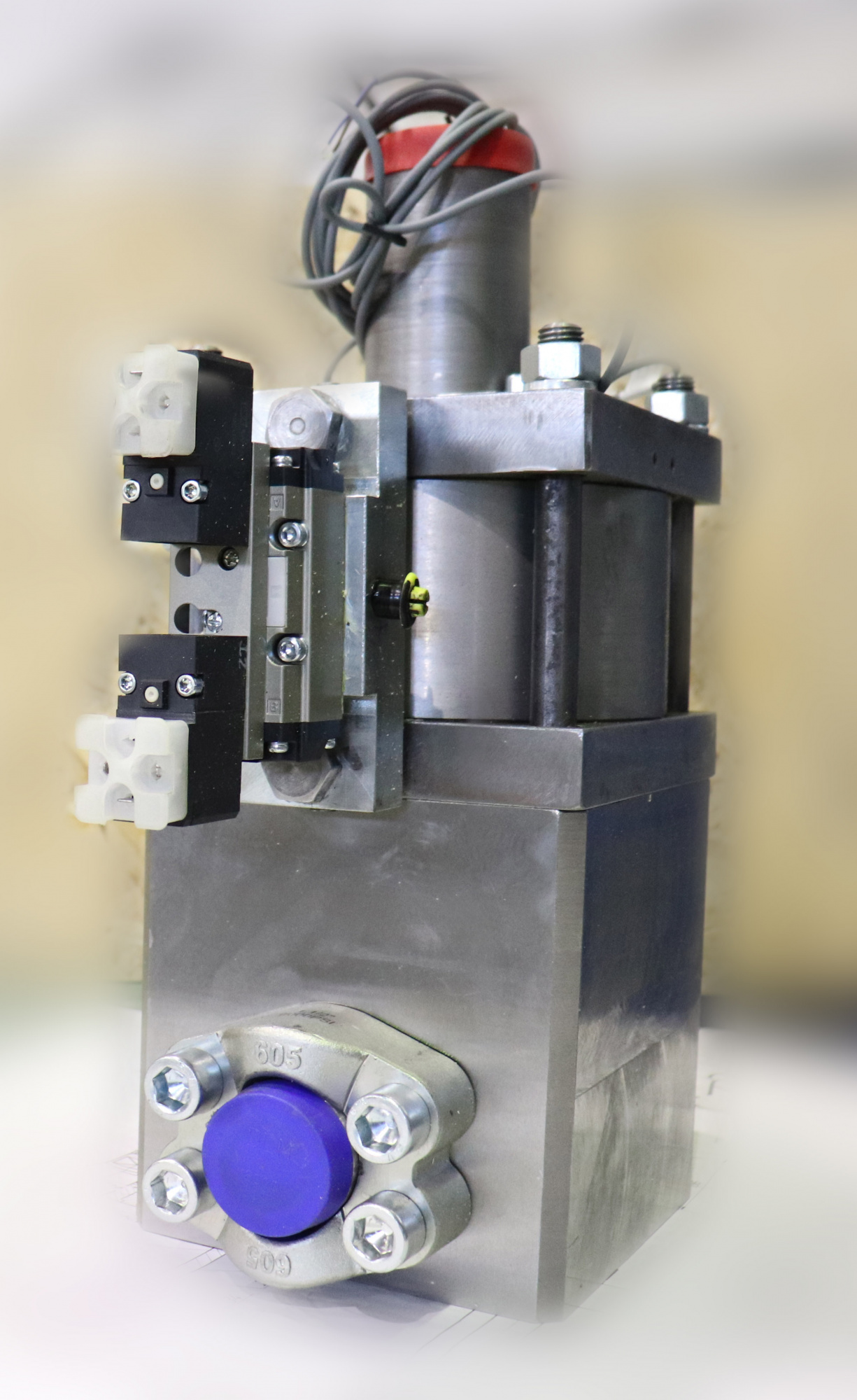 Hydraulic slag removal valve (analog of INOXIP), valve KGS 32.25