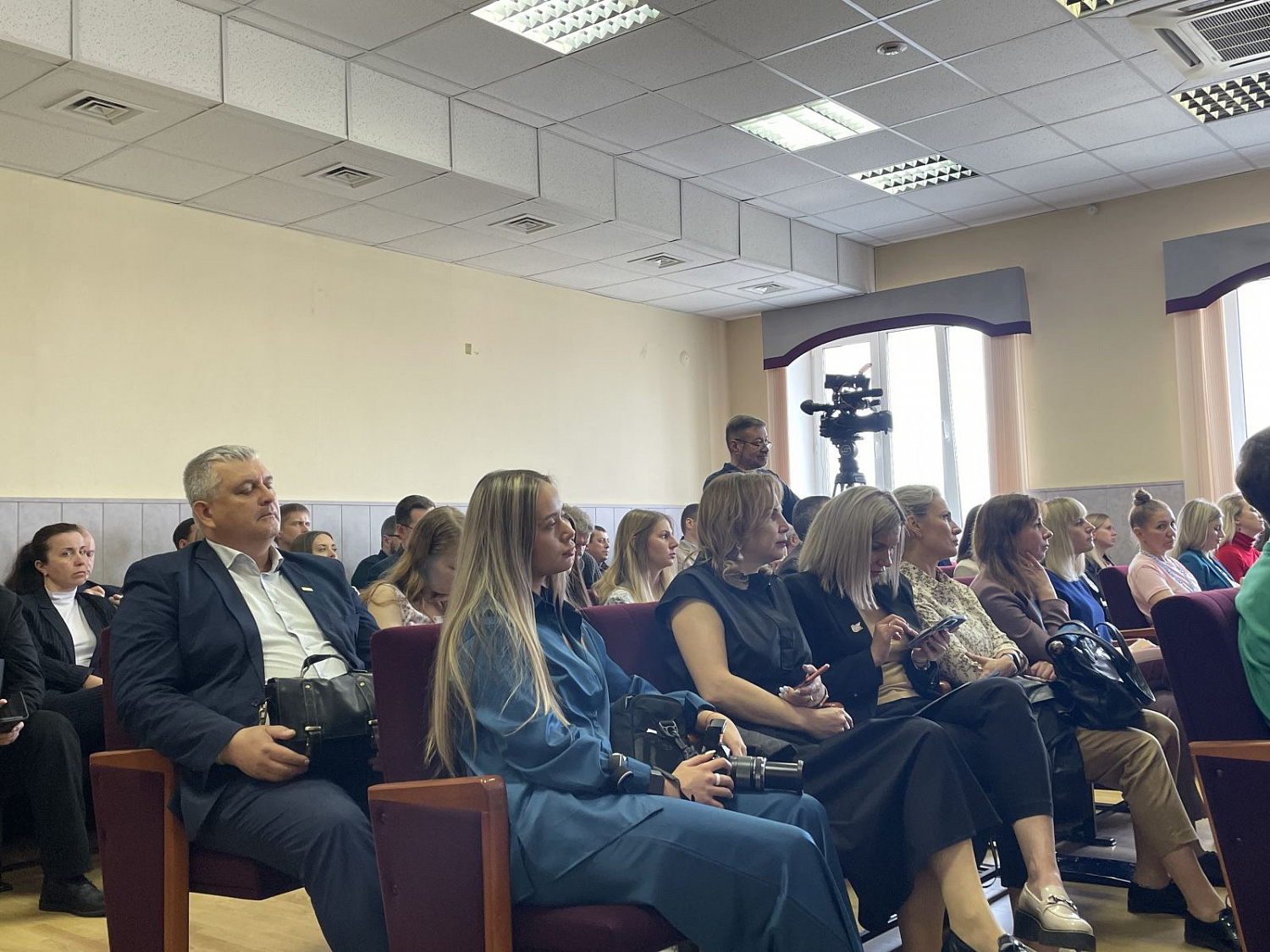 The URIC company was awarded a diploma and commendations from the South Chamber of Commerce and Industry