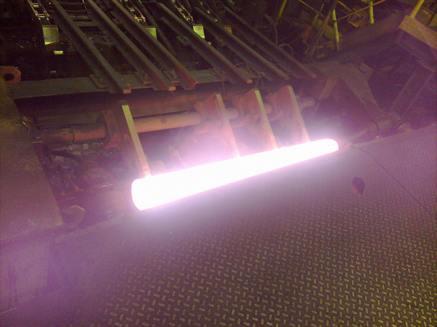 Improving the Quality of Sheet, Section, and Pipe Rolling: Creating Scale Removal Systems